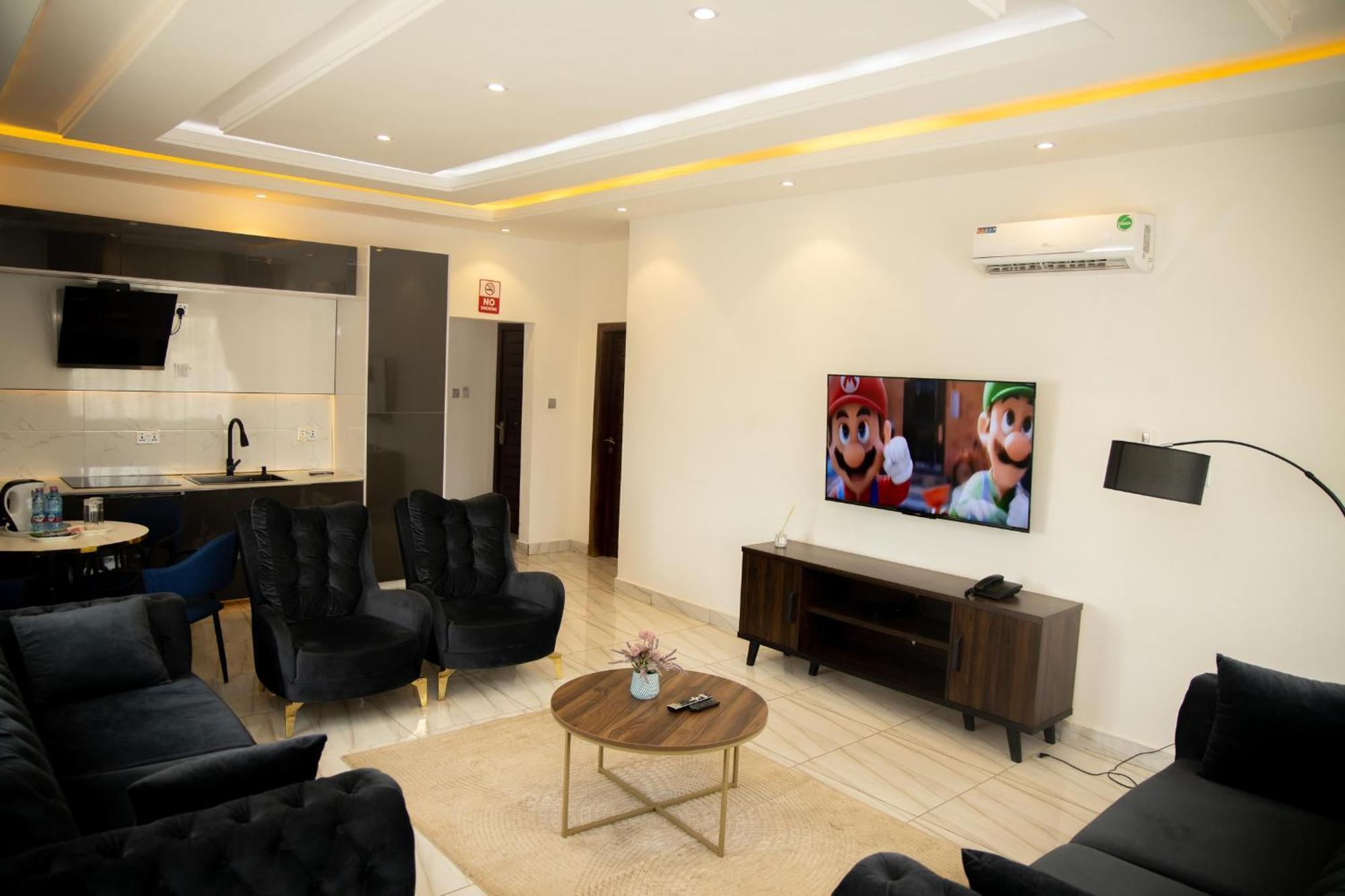 Aiden Homes And Apartments Hotel Koforidua Exterior foto